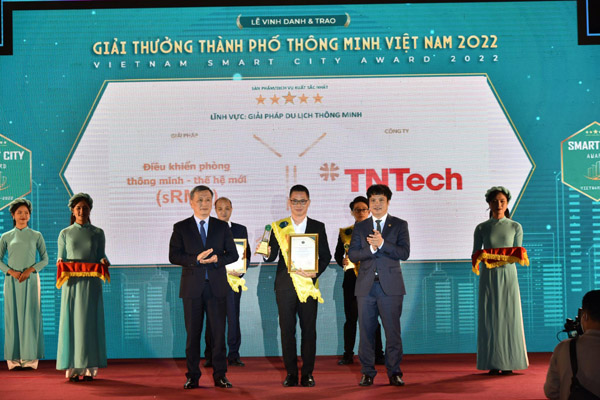 Giải pháp điều khiển phòng thông minh – thế hệ mới (sRMS) của TNTech xuất sắc giành Giải thưởng Thành phố thông minh Việt Nam 2022